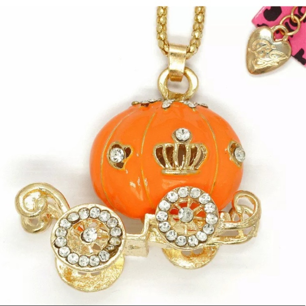 Betsey Johnson~ Cinderella's Carriage Necklace